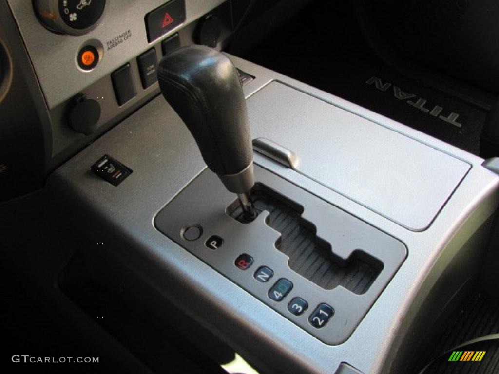 2005 Nissan Titan LE Crew Cab 4x4 5 Speed Automatic Transmission Photo #38019808