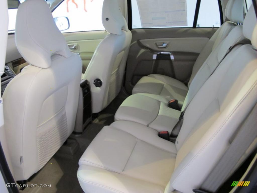 Beige Interior 2011 Volvo XC90 3.2 Photo #38019888