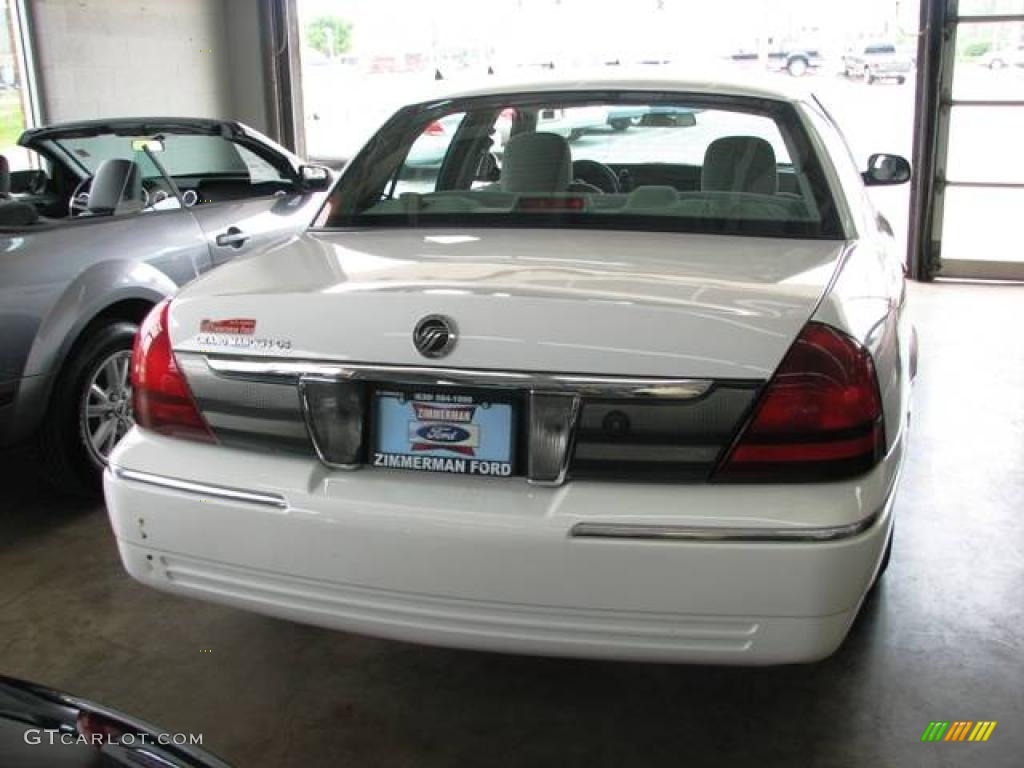 2006 Grand Marquis GS - Vibrant White / Light Camel photo #4