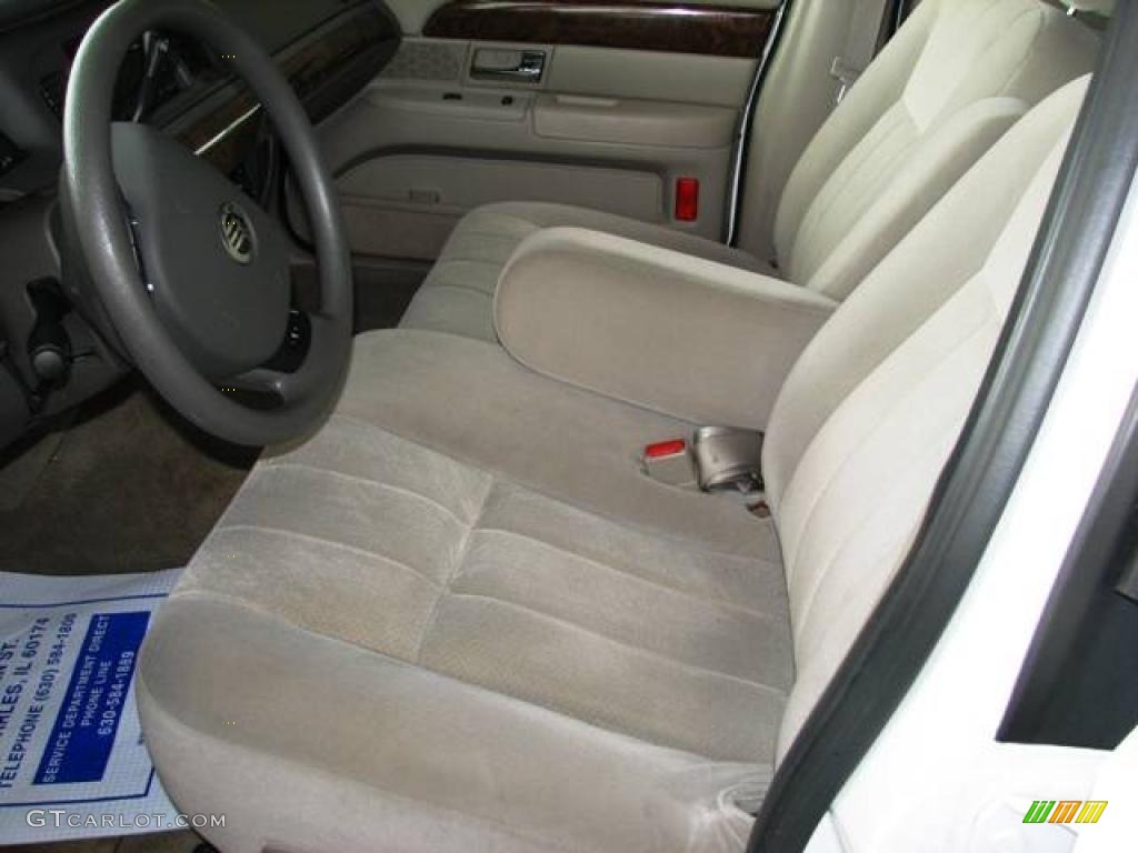 2006 Grand Marquis GS - Vibrant White / Light Camel photo #9