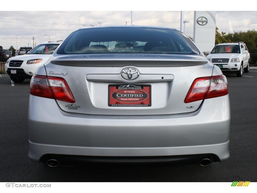 2008 Camry SE V6 - Classic Silver Metallic / Dark Charcoal photo #3