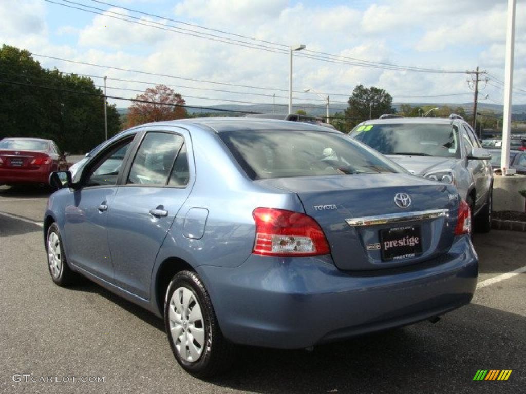 2010 Yaris Sedan - Pacific Blue Metallic / Dark Charcoal photo #4