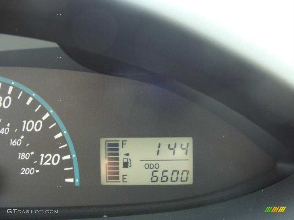 2010 Yaris Sedan - Pacific Blue Metallic / Dark Charcoal photo #10