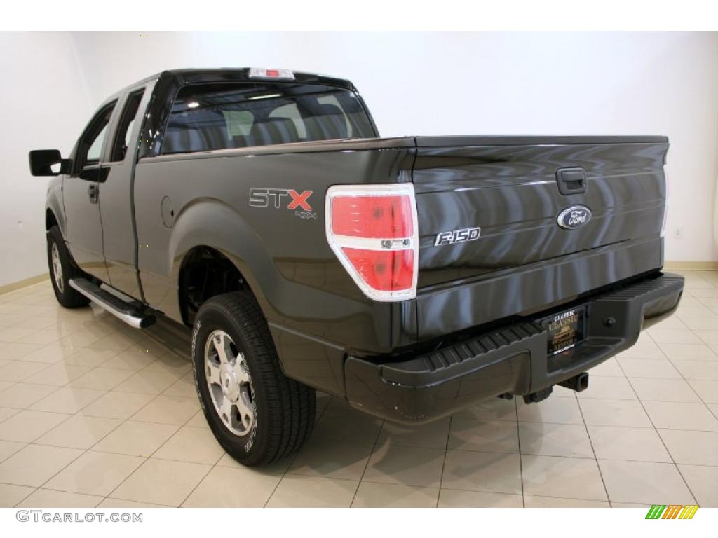 2010 F150 STX SuperCab 4x4 - Tuxedo Black / Black photo #5