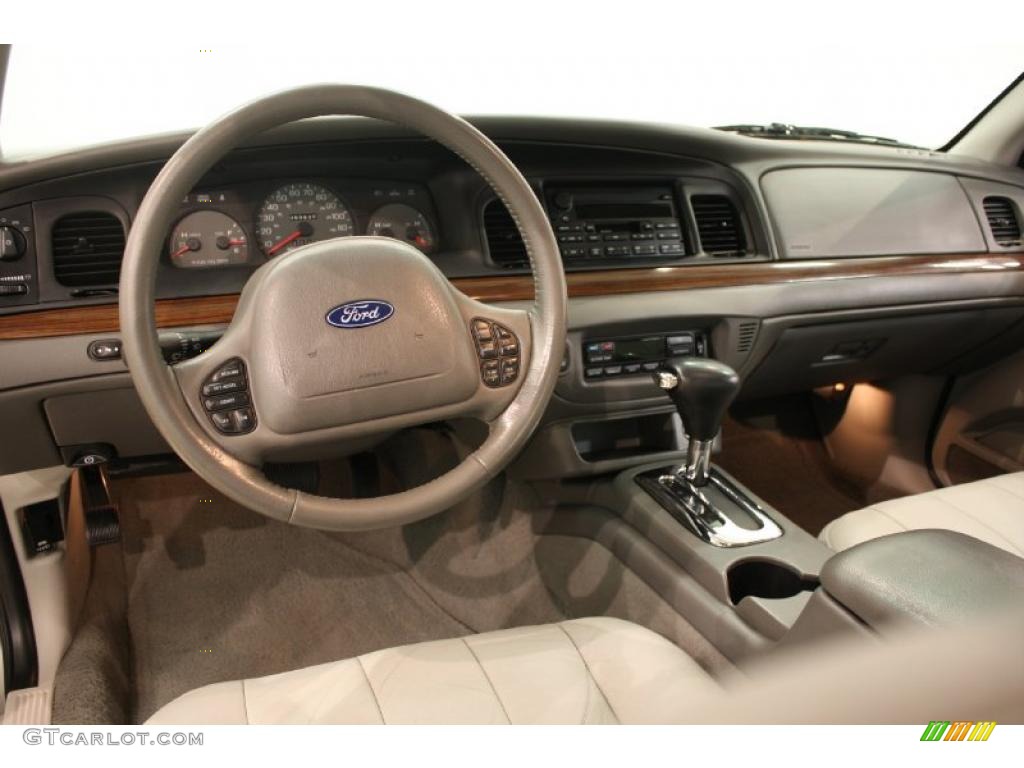 2004 Ford Crown Victoria LX Medium Parchment Dashboard Photo #38024468