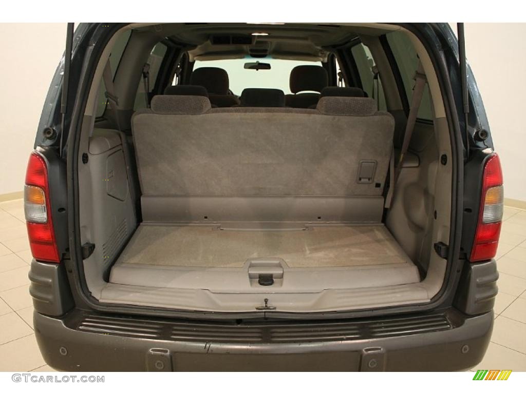 2004 Pontiac Montana Standard Montana Model Trunk Photo #38024952