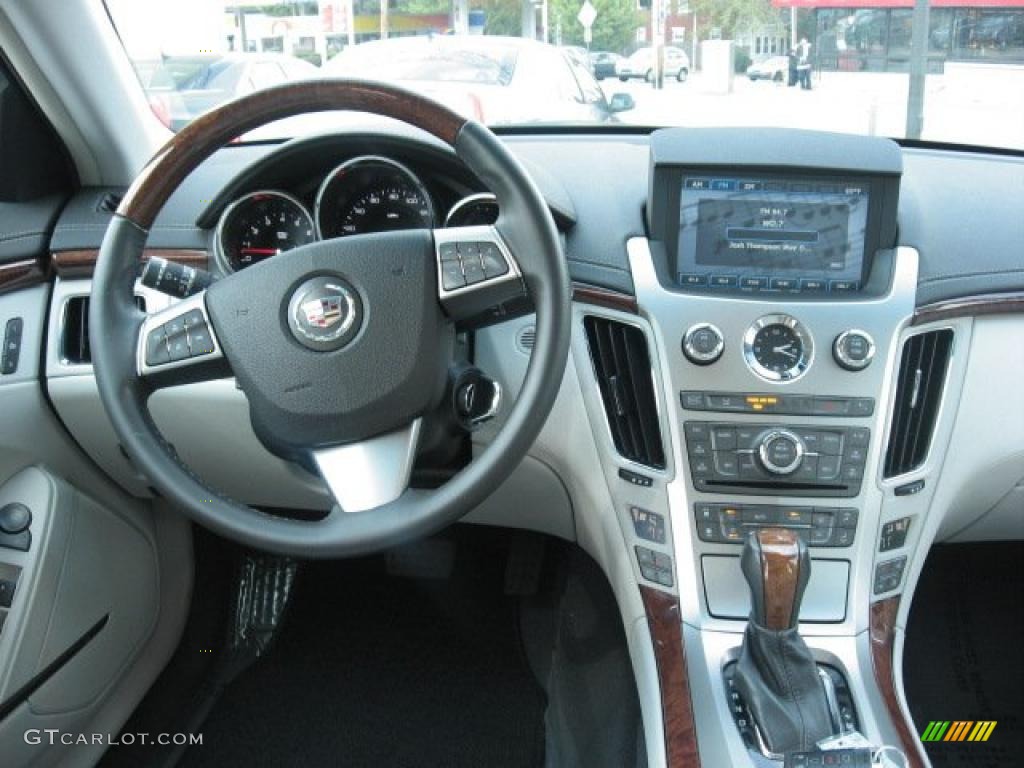2008 Cadillac CTS Sedan Light Titanium/Ebony Dashboard Photo #38025020
