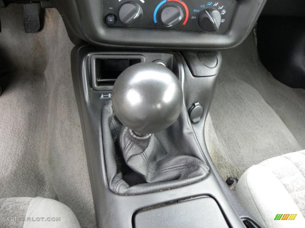 2002 Chevrolet Camaro Coupe 5 Speed Manual Transmission Photo #38027438
