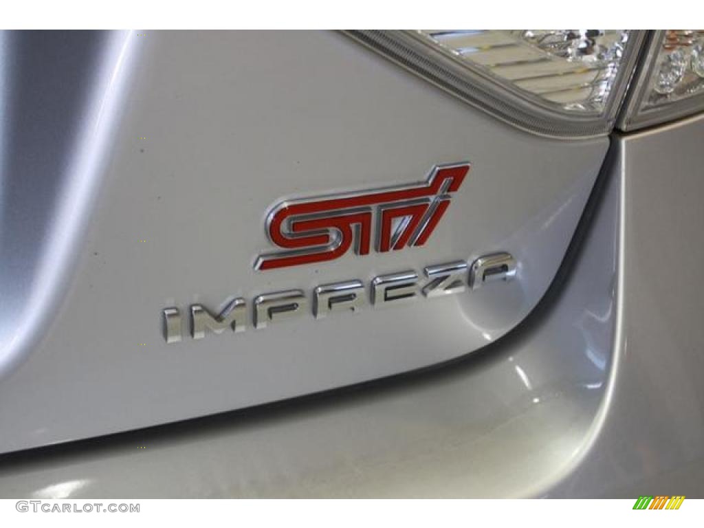 2010 Subaru Impreza WRX STi Marks and Logos Photos