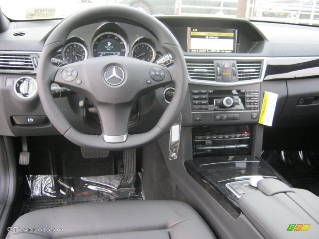 2011 Mercedes-Benz E 350 Sedan Black Dashboard Photo #38028354
