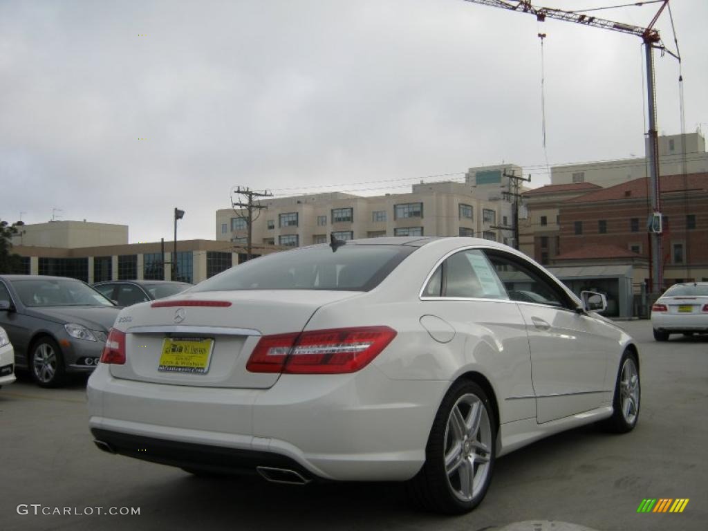 2011 E 550 Coupe - Arctic White / Black photo #3