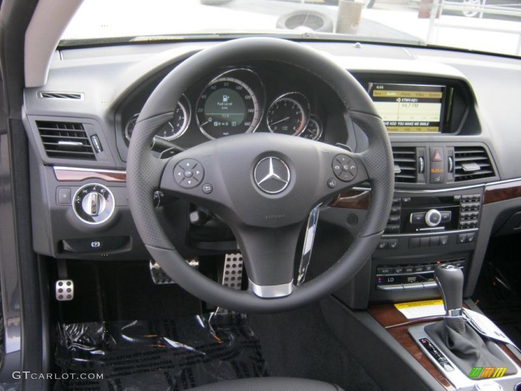 2011 Mercedes-Benz E 350 Coupe Black Dashboard Photo #38029390