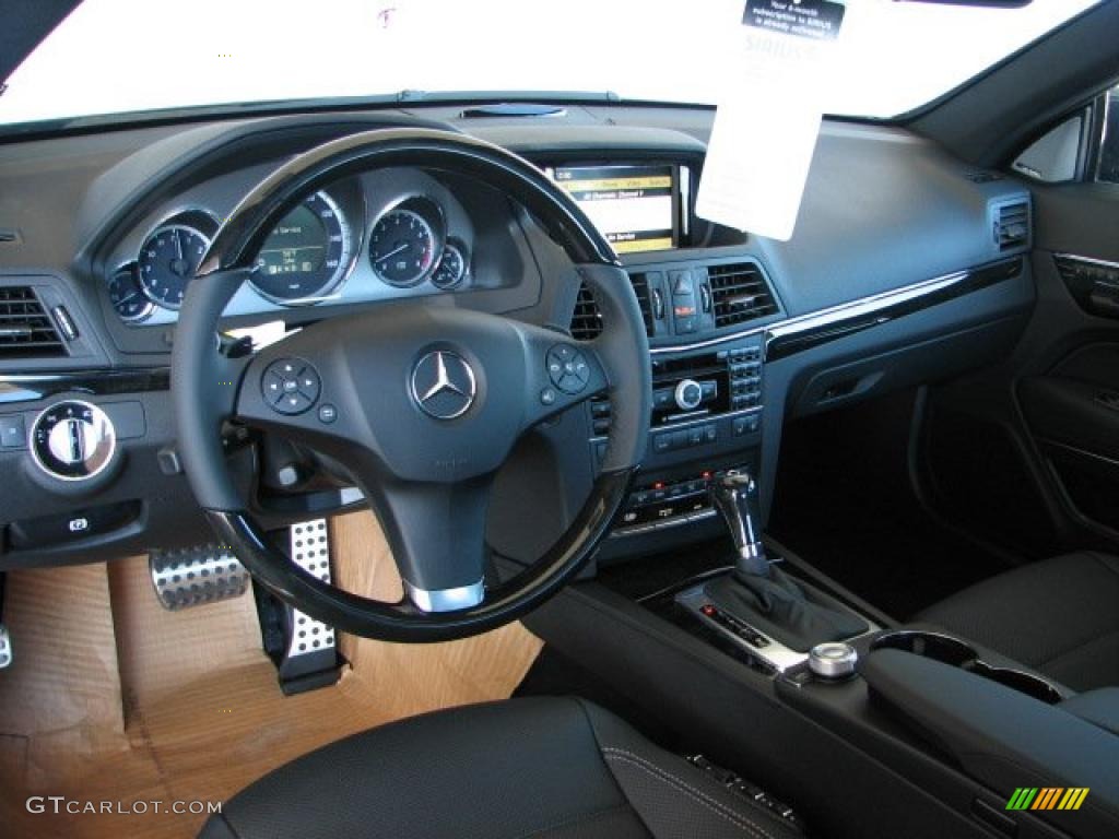Black Interior 2011 Mercedes-Benz E 550 Coupe Photo #38030476