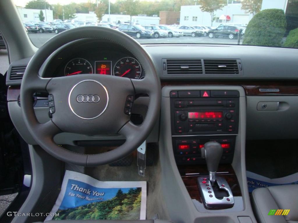 2004 Audi A4 3.0 quattro Sedan Grey Dashboard Photo #38031264