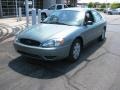 2005 Light Tundra Metallic Ford Taurus SE  photo #3