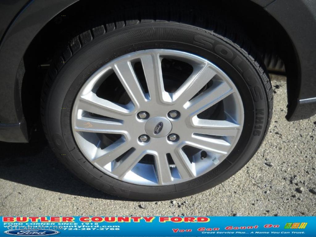 2011 Ford Focus SEL Sedan Wheel Photo #38033949