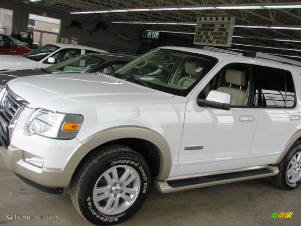 2006 Explorer Eddie Bauer 4x4 - Oxford White / Camel photo #1