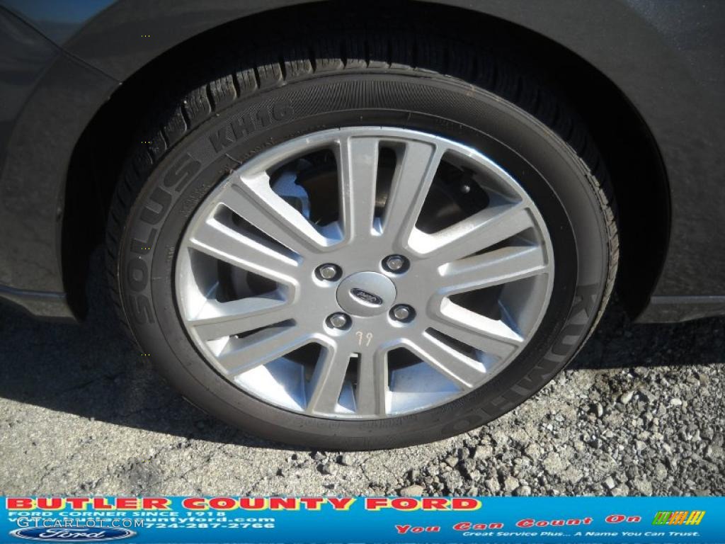 2011 Ford Focus SEL Sedan Wheel Photo #38034017