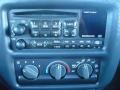 2000 Chevrolet S10 LS Extended Cab 4x4 Controls