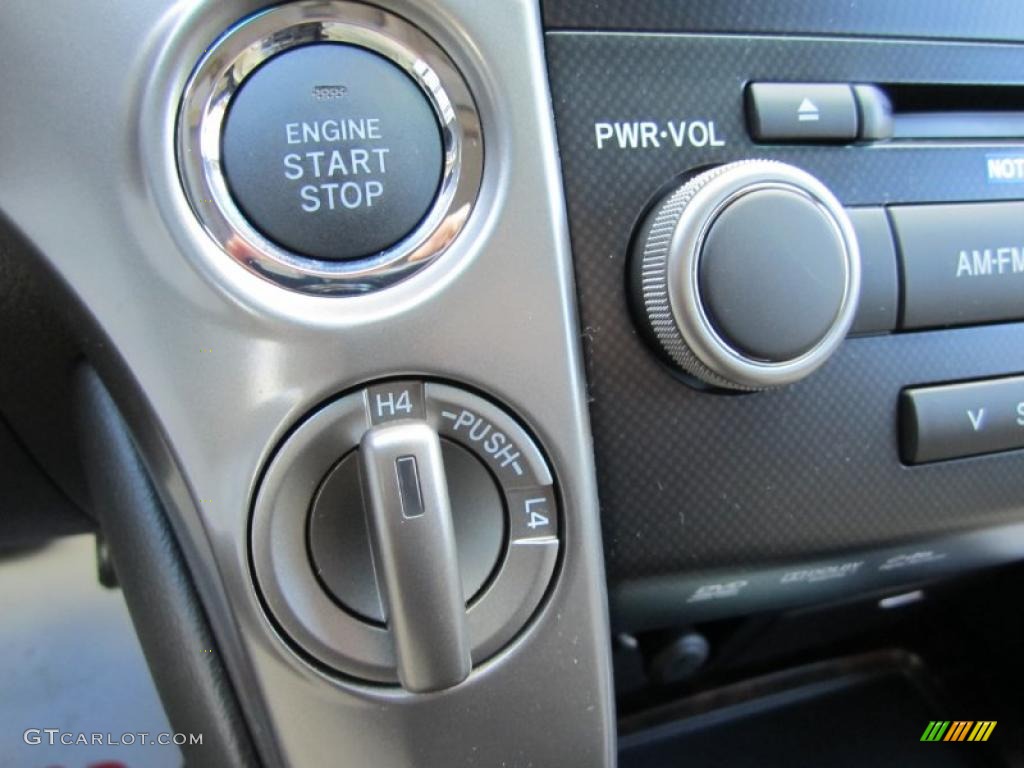 2010 Toyota Land Cruiser Standard Land Cruiser Model Controls Photo #38035594