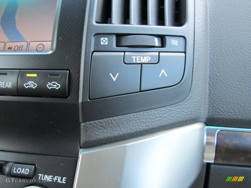 2010 Toyota Land Cruiser Standard Land Cruiser Model Controls Photo #38035626