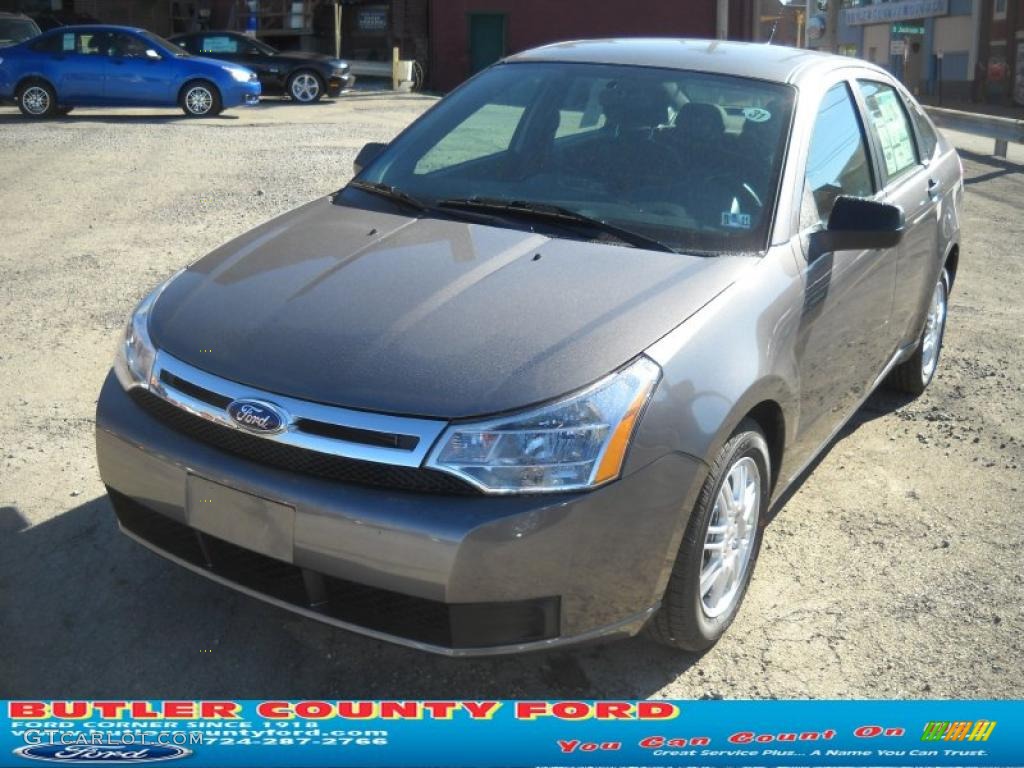 2011 Focus SE Sedan - Sterling Gray Metallic / Medium Stone photo #19