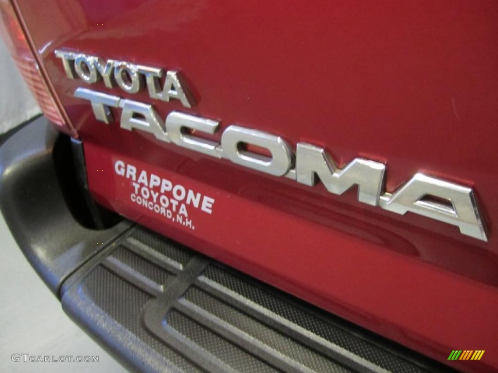2005 Tacoma V6 Access Cab 4x4 - Impulse Red Pearl / Graphite Gray photo #11