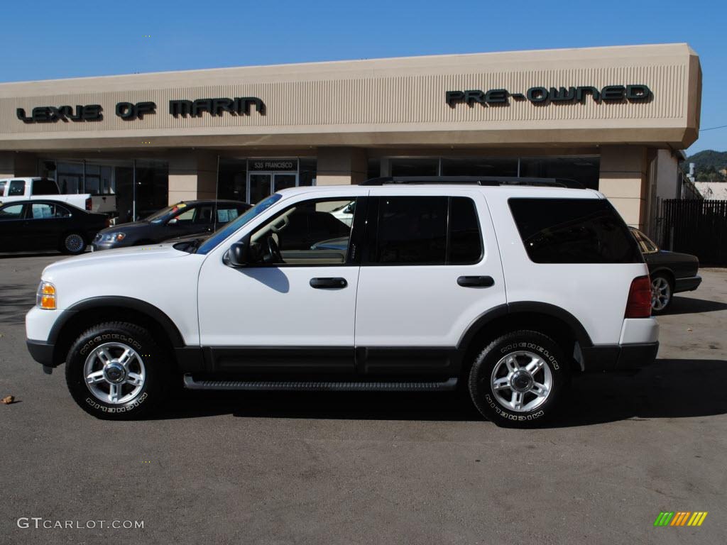 2003 Explorer XLT 4x4 - Oxford White / Medium Parchment Beige photo #4