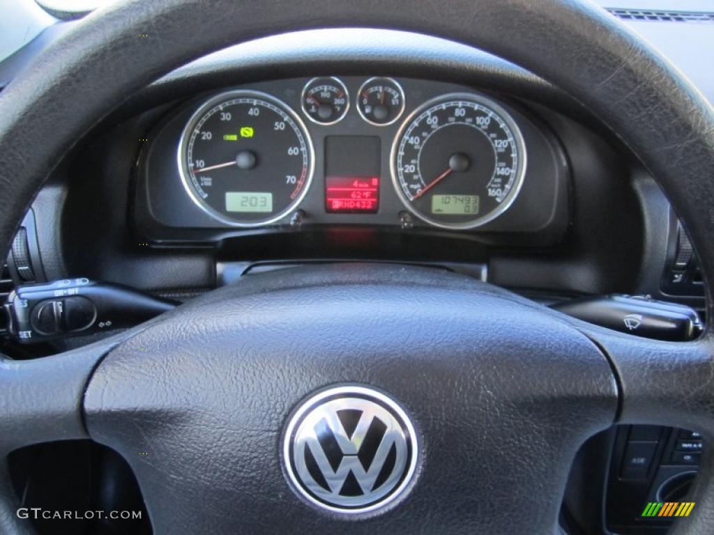 2003 Volkswagen Passat GL Sedan Gauges Photo #38038454