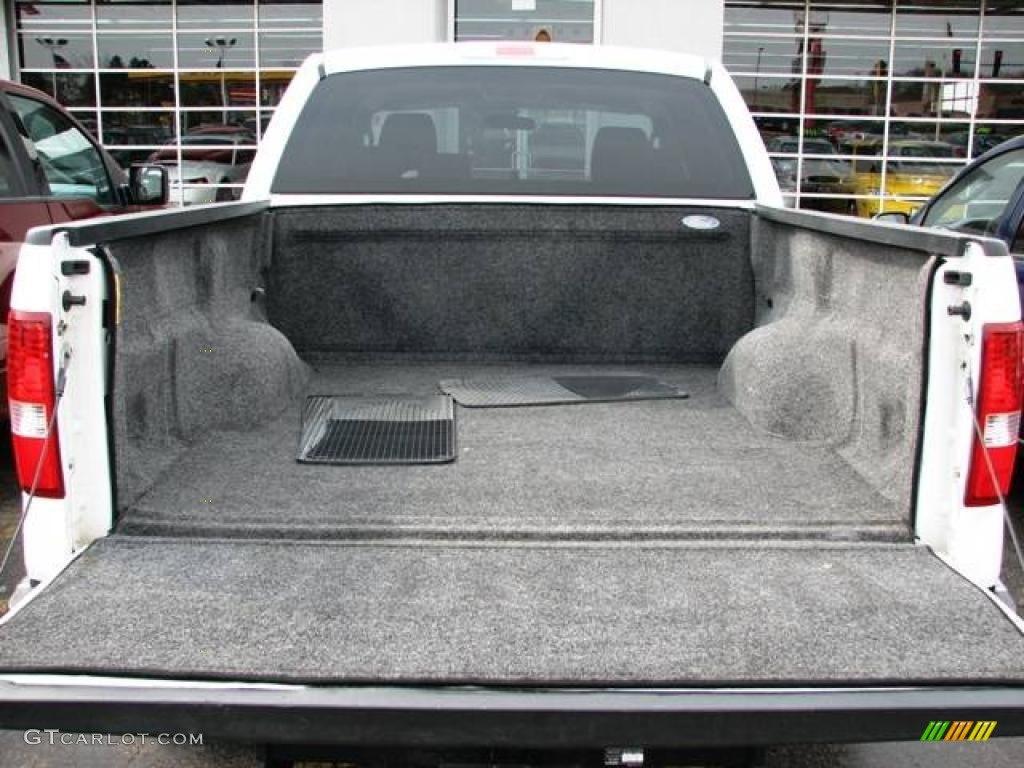 2006 F150 XLT SuperCrew - Oxford White / Medium/Dark Flint photo #7