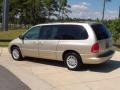2000 Champagne Pearl Chrysler Town & Country LXi  photo #7