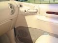 2000 Champagne Pearl Chrysler Town & Country LXi  photo #24