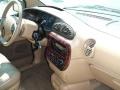 2000 Champagne Pearl Chrysler Town & Country LXi  photo #25