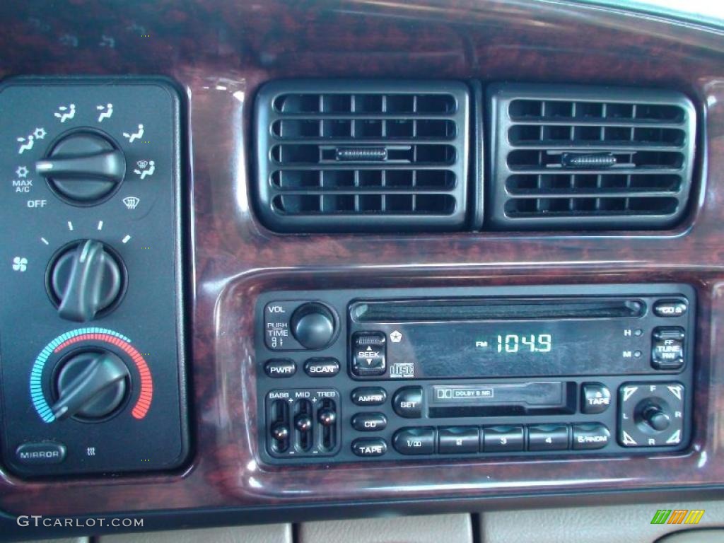 1999 Dodge Ram 1500 SLT Extended Cab Controls Photo #38041414