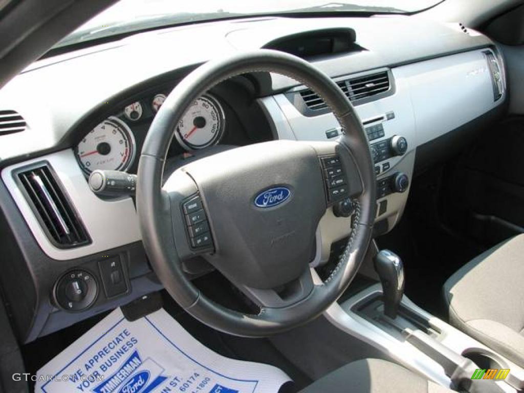 2008 Focus SES Sedan - Black / Charcoal Black photo #8