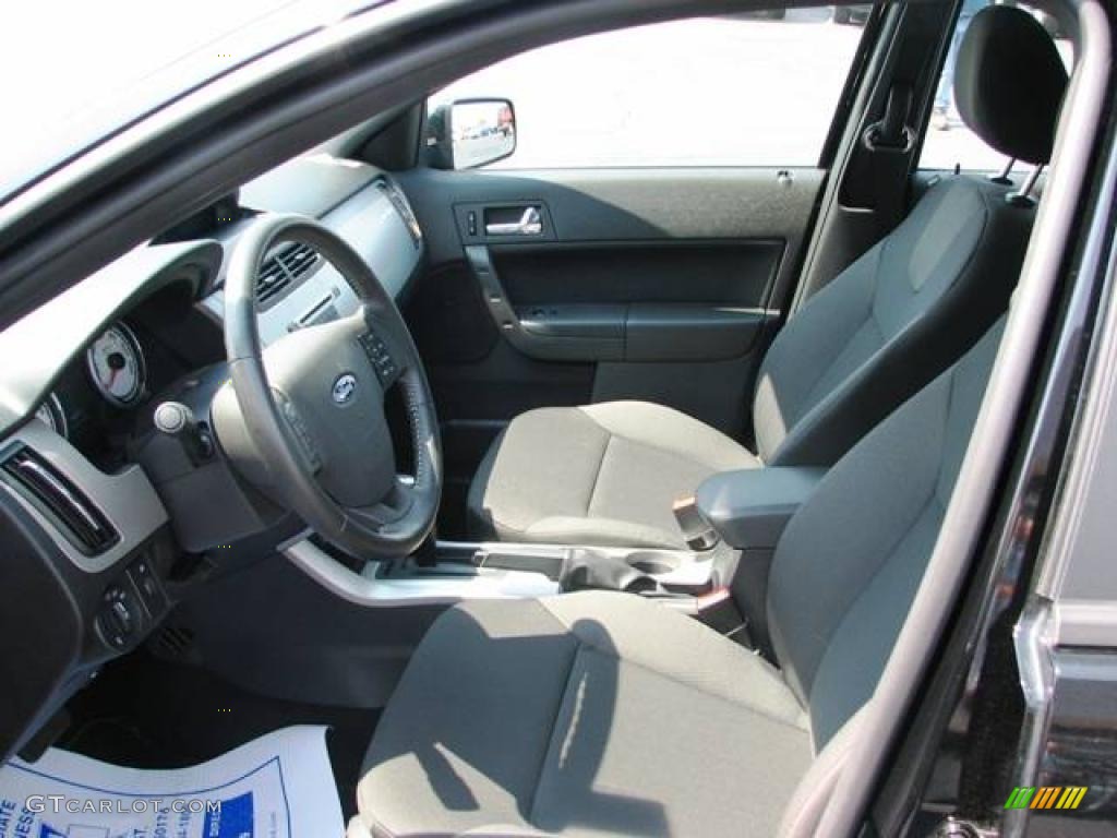 2008 Focus SES Sedan - Black / Charcoal Black photo #10