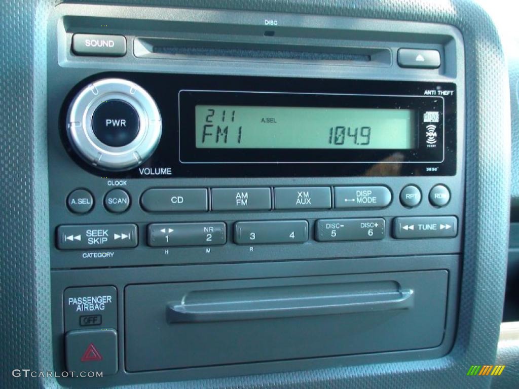 2007 Honda Ridgeline RT Controls Photo #38042090