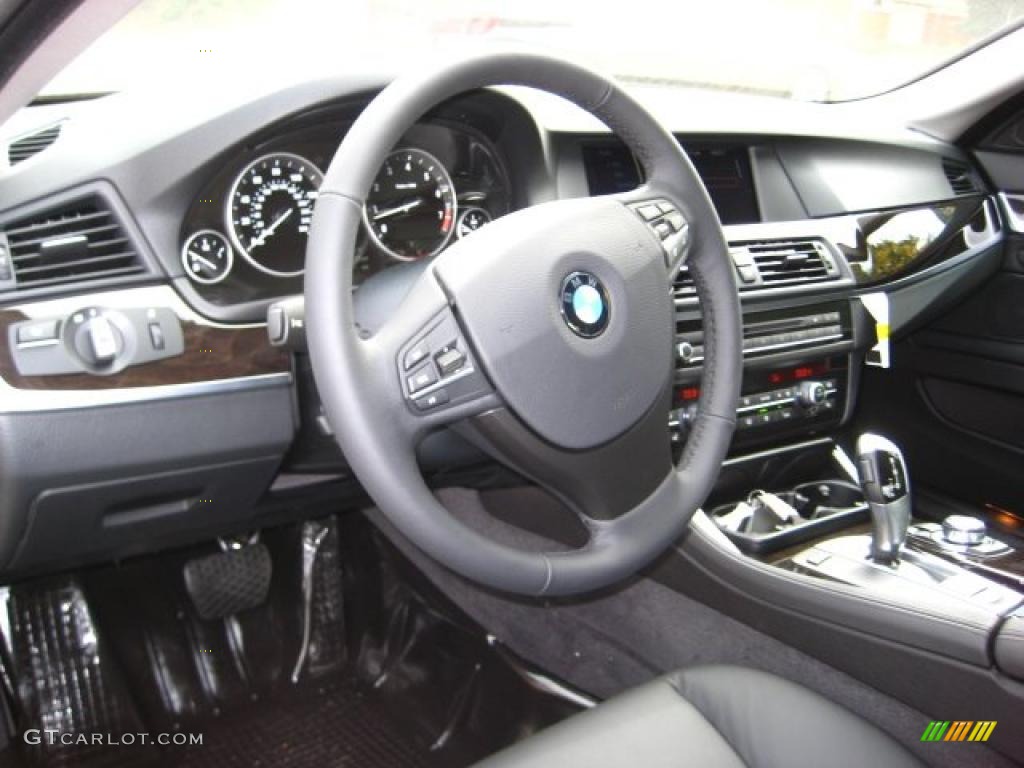 Black Interior 2011 BMW 5 Series 528i Sedan Photo #38044483