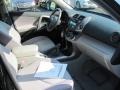 Black - RAV4  Photo No. 17