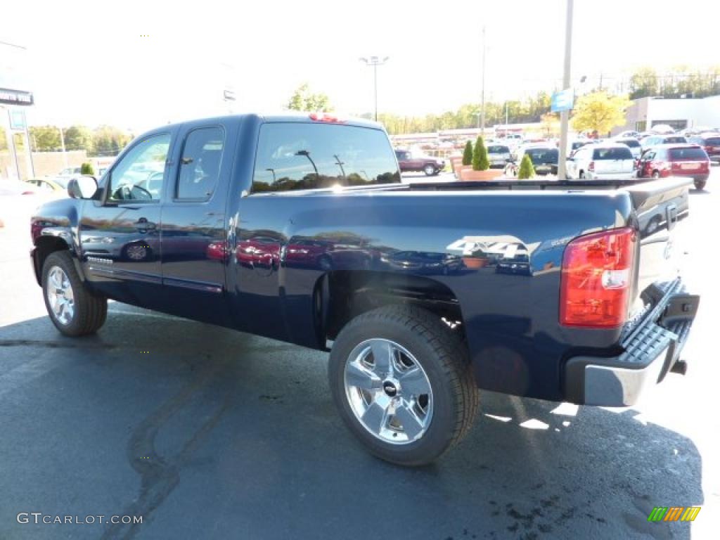 2011 Silverado 1500 LT Extended Cab 4x4 - Imperial Blue Metallic / Ebony photo #5