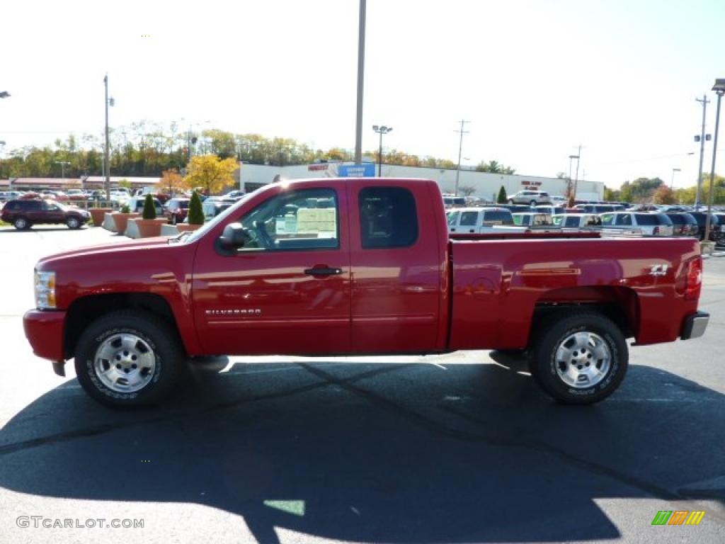 2011 Silverado 1500 LT Extended Cab 4x4 - Victory Red / Ebony photo #4