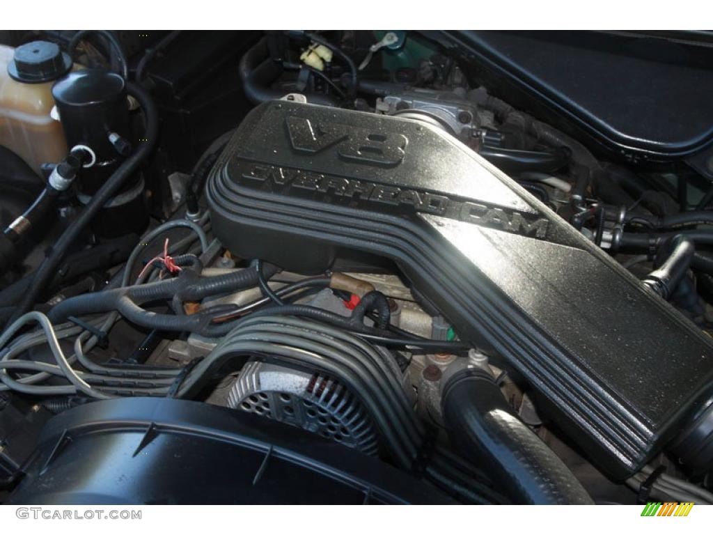 1995 Ford Crown Victoria Standard Crown Victoria Model 4.6 Liter SOHC 16-Valve V8 Engine Photo #38056546