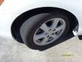 Super White - Camry LE Photo No. 17