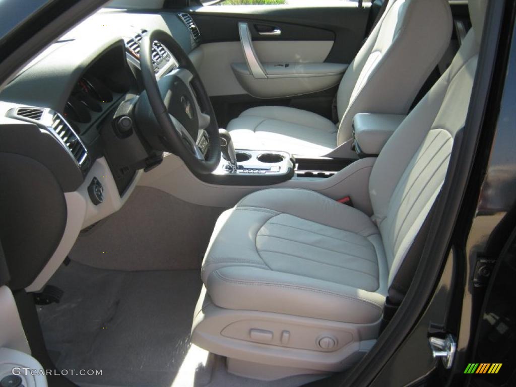 Light Titanium Interior 2011 GMC Acadia SLT Photo #38057878