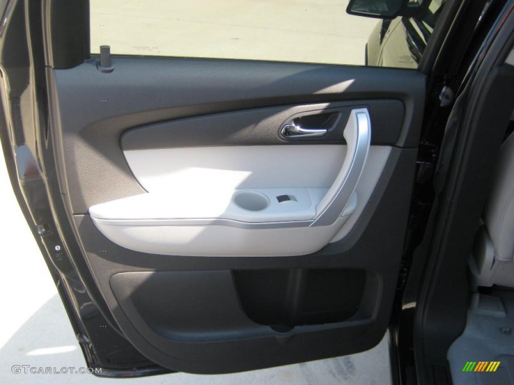 2011 Acadia SLT - Carbon Black Metallic / Light Titanium photo #22