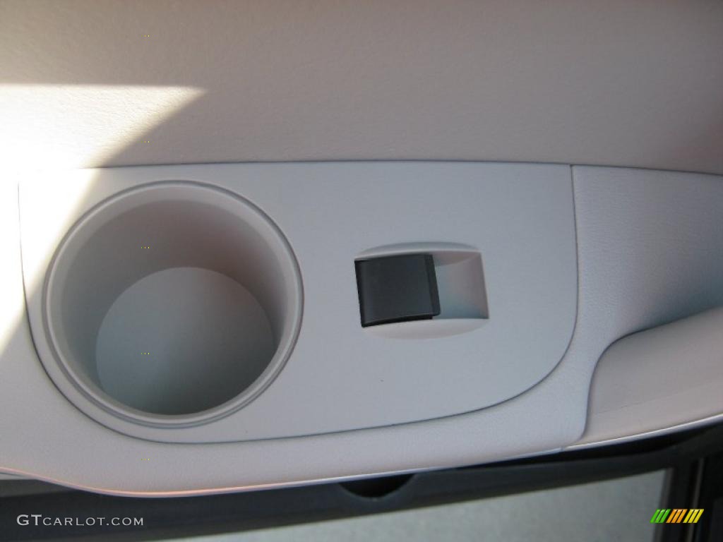 2011 Acadia SLT - Carbon Black Metallic / Light Titanium photo #23