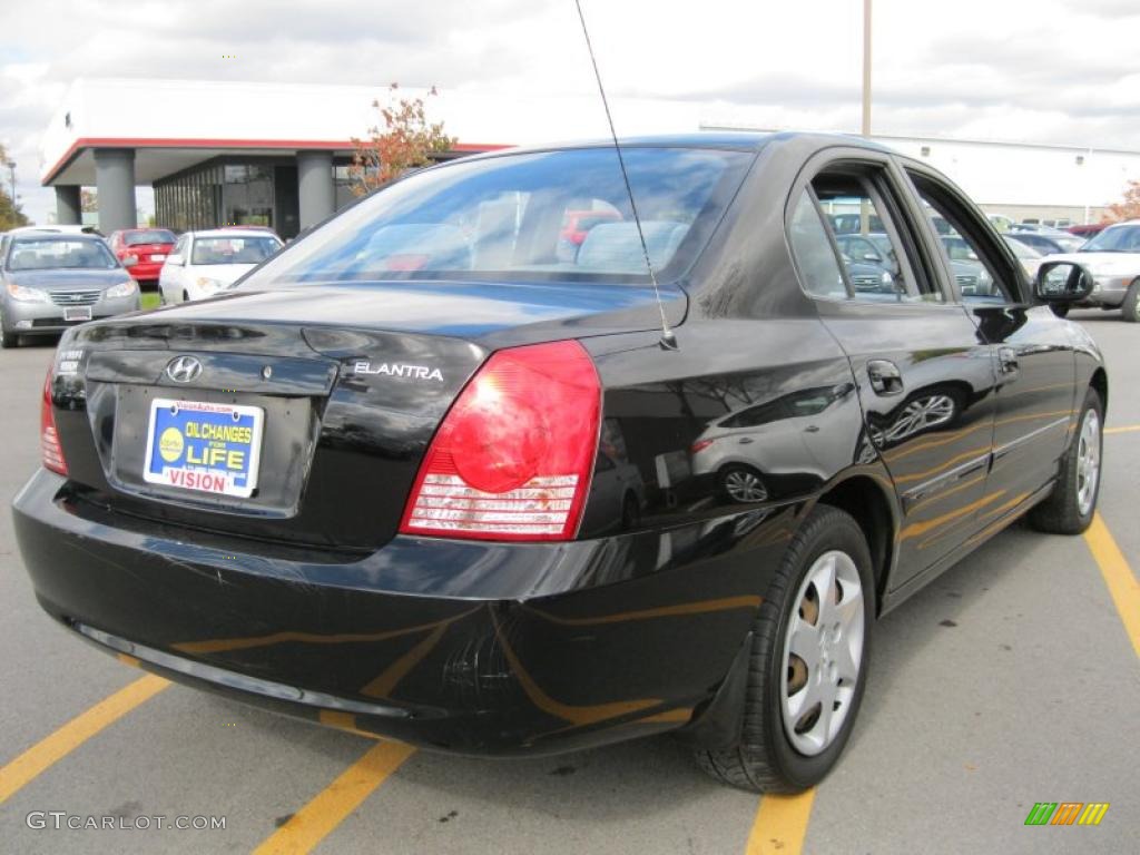 2006 Elantra GLS Sedan - Ebony Black / Gray photo #2