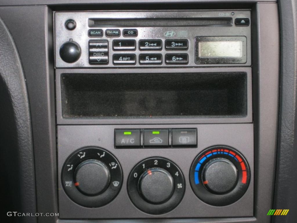 2006 Elantra GLS Sedan - Ebony Black / Gray photo #7