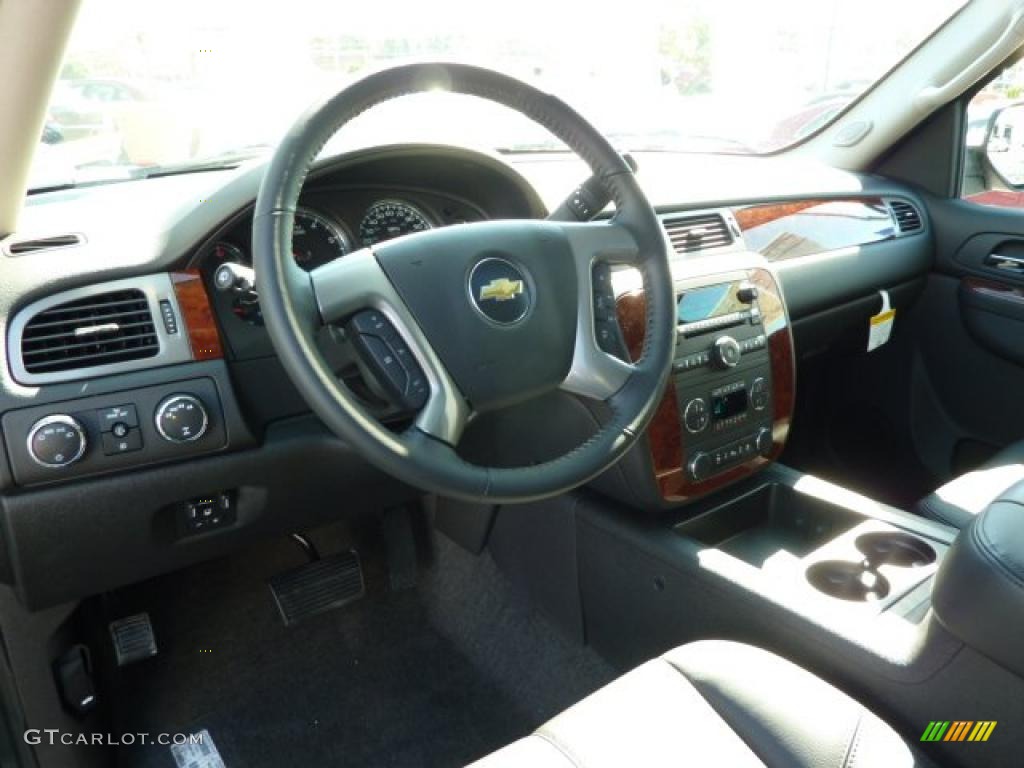 Ebony Interior 2011 Chevrolet Tahoe LT 4x4 Photo #38059205
