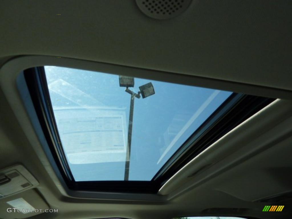 Ebony Interior 2011 Chevrolet Tahoe LT 4x4 Photo #38059241